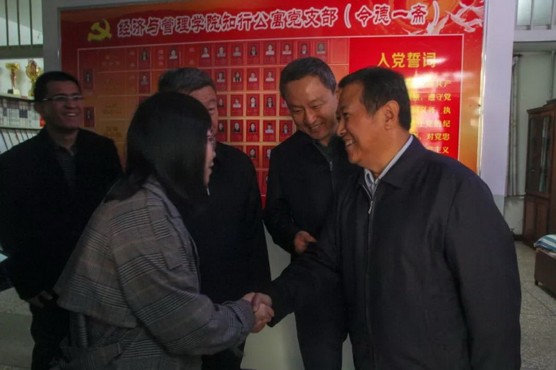 bce97c04f5f74956a0acfbb57d7af695.jpg 6_调整大小.jpg